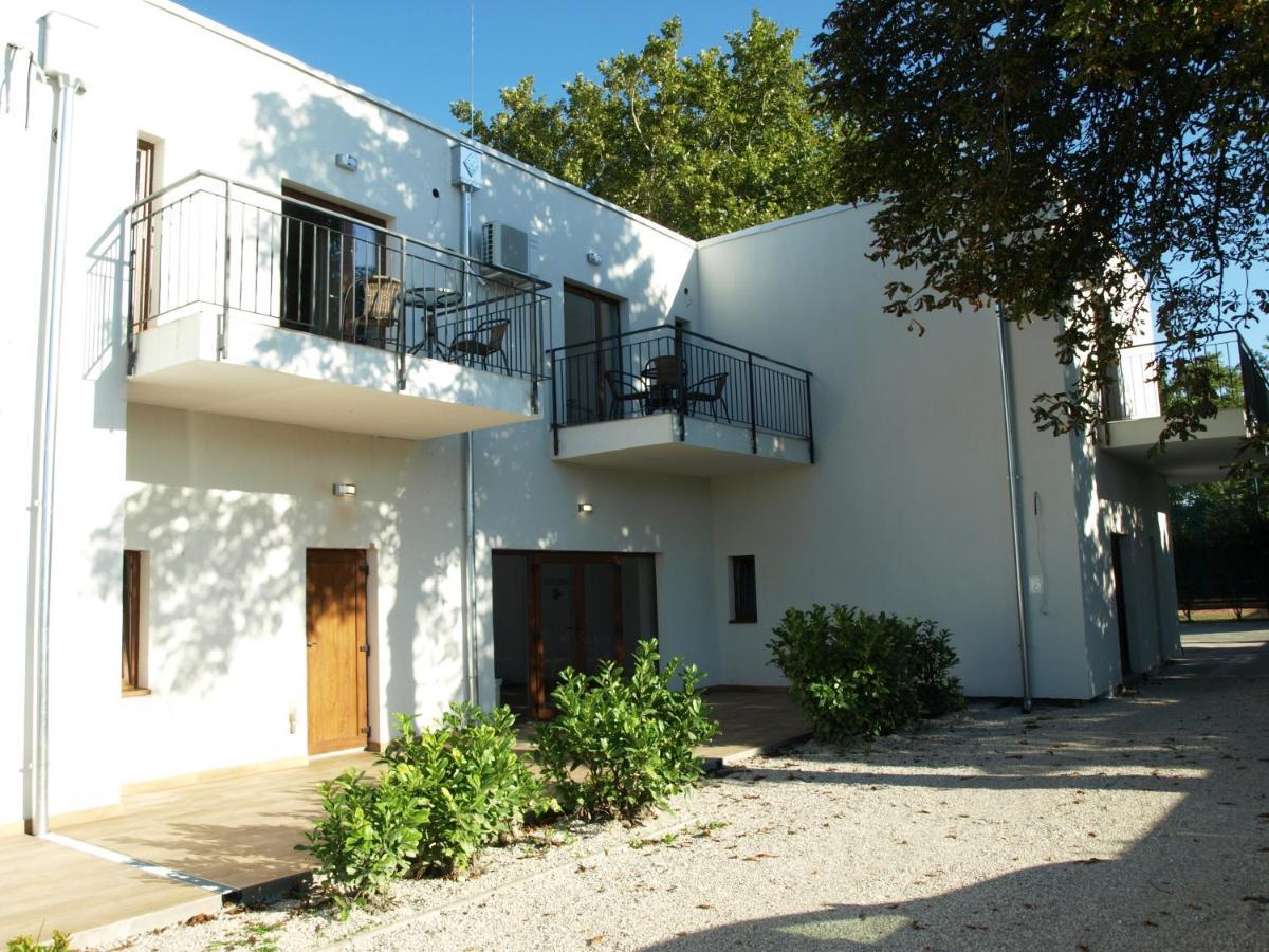 Garden Club Panzio Bed & Breakfast Balatonmariafurdo Exterior photo